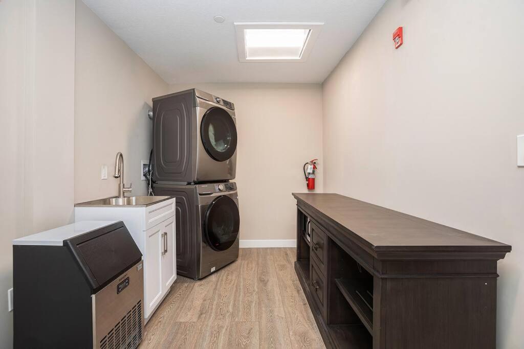 Private Room With Kitchen & Bath 4 Брадентън Екстериор снимка