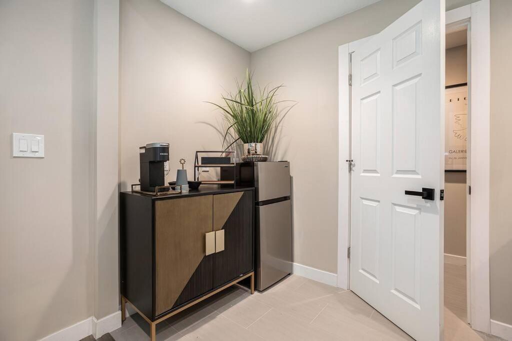Private Room With Kitchen & Bath 4 Брадентън Екстериор снимка